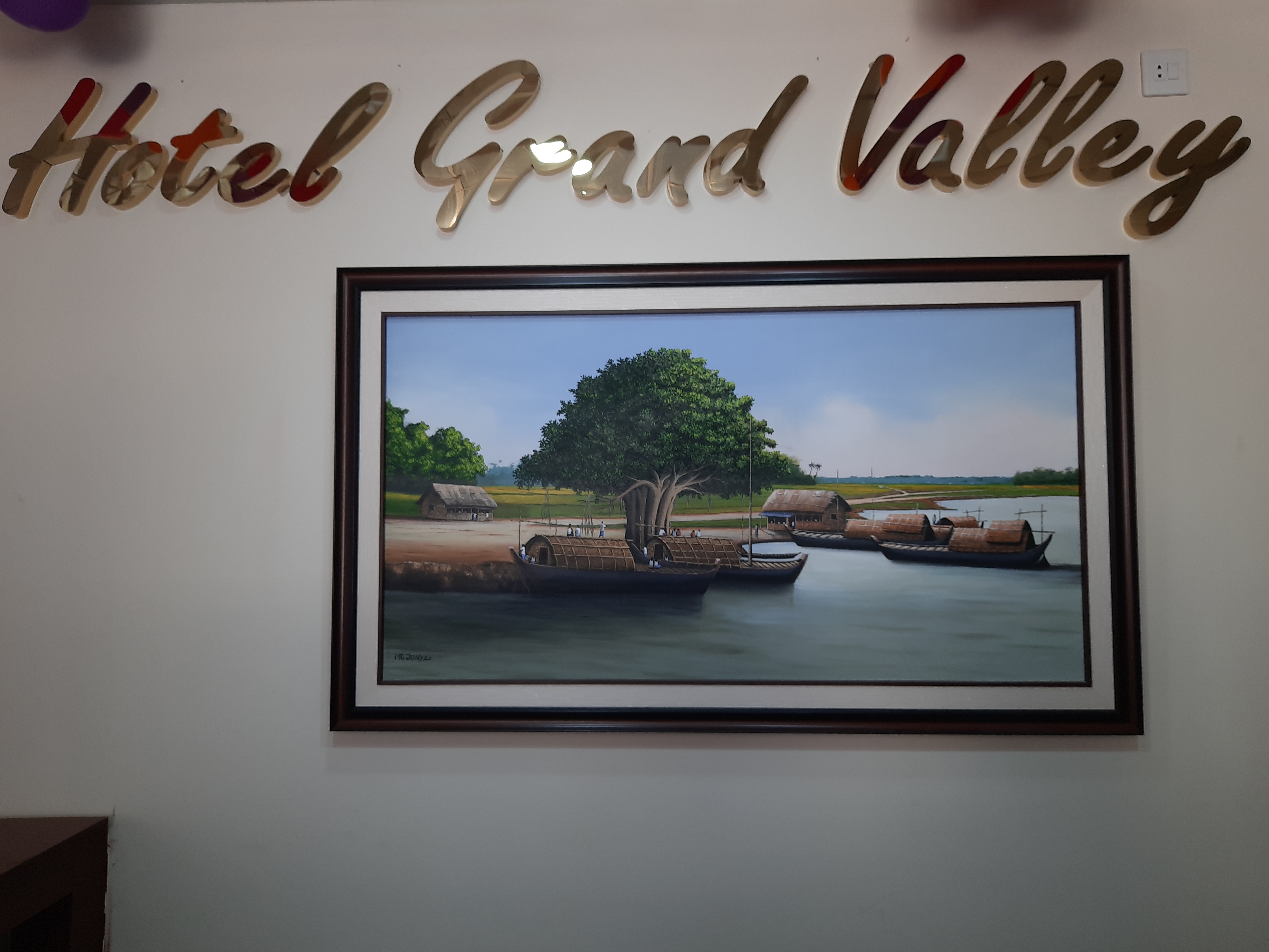 Welcome to Grand Valley Modern Hotel Rooms and Services