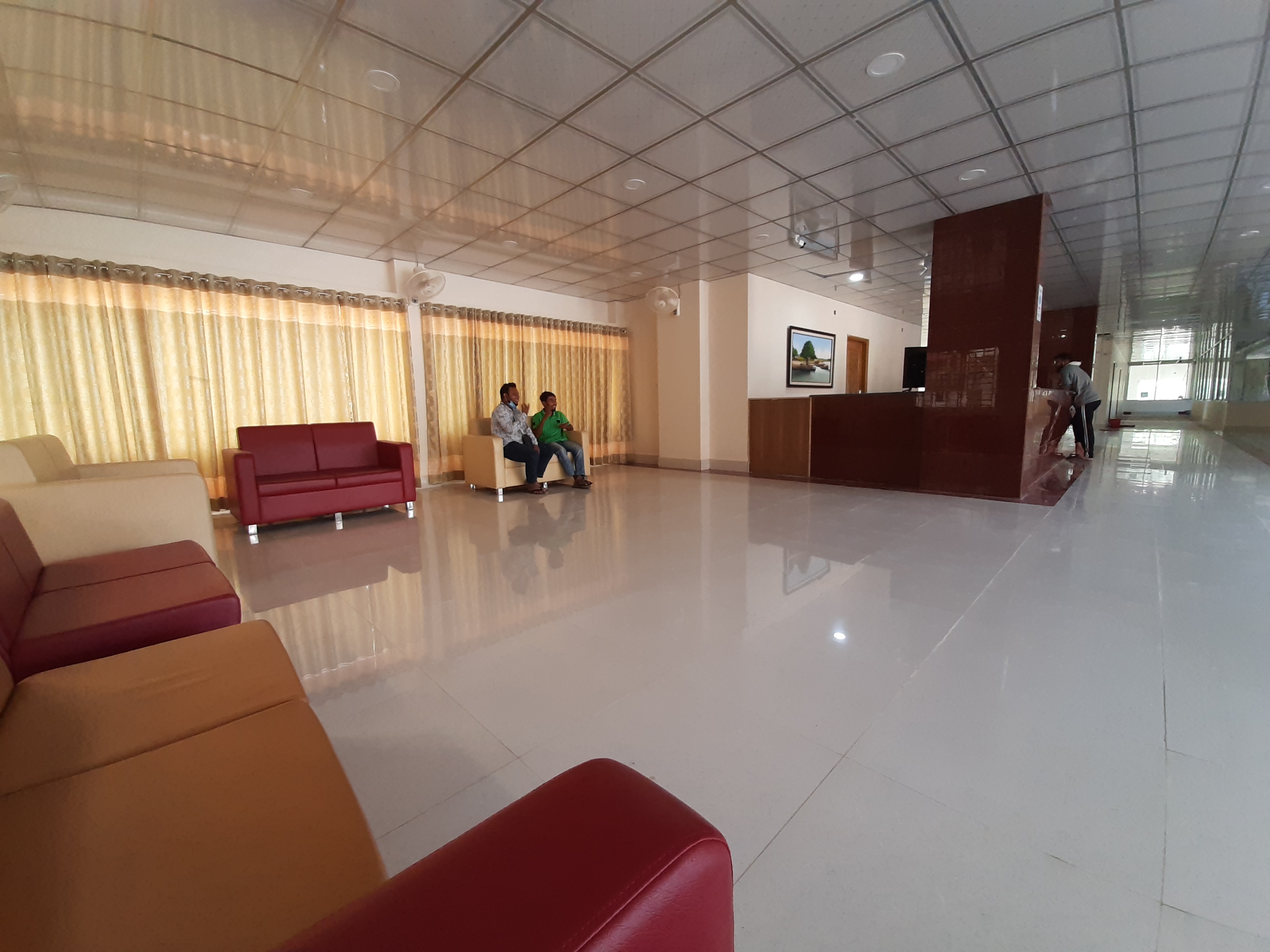 Welcome to Grand Valley Modern Hotel Rooms and Services